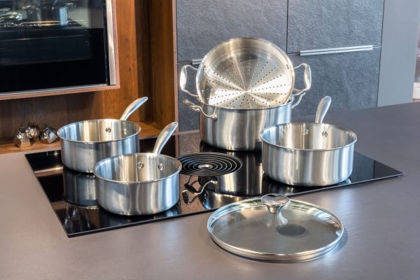 batterie "grande vapeur" 6 pièces full inox avec son couvercle tous feux dont induction